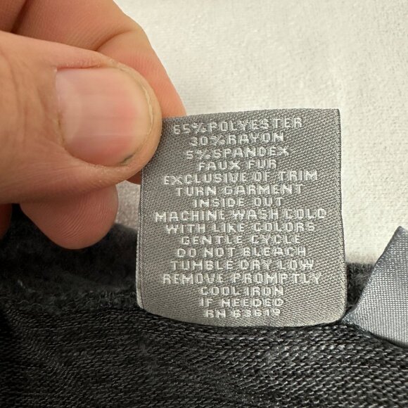 Daisy Fuentes Womens Long Sleeve Charcoal Gray Pullover Silver Stud Detail Sz L - Picture 3 of 8